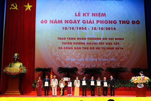 Long trọng lễ kỷ niệm 60 năm Ngày Giải phóng Thủ đô - ảnh 13