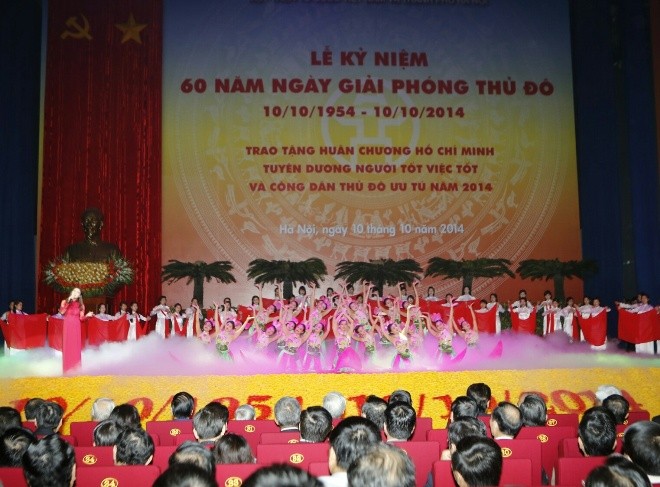 Long trọng lễ kỷ niệm 60 năm Ngày Giải phóng Thủ đô - ảnh 4