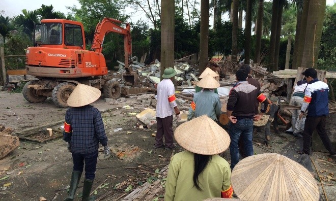 Cưỡng chế 30 trường hợp vi phạm sử dụng đất - ảnh 1