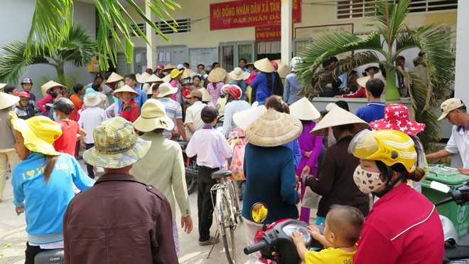 Quà tết đến với bà con nghèo Cà Mau - ảnh 4