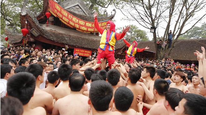 Tưng bừng lễ hội rước pháo làng Đồng Kỵ - ảnh 10