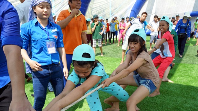 Ngày hội trẻ em khuyết tật ở Hòn Tằm - ảnh 4