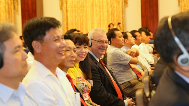Thủ tướng đăng đàn đối thoại trực tiếp với doanh nghiệp - ảnh 2