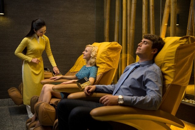 Vietnam Airlines hoàn thiện dịch vụ 4 sao cả dưới đất và trên không - ảnh 2