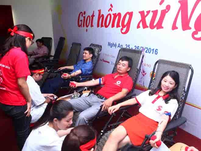 Giọt máu hồng xứ Nghệ - ảnh 2