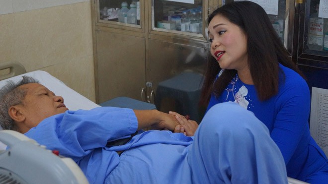 Mang âm nhạc đến bệnh viện số 160: Xoa dịu nỗi đau - ảnh 1