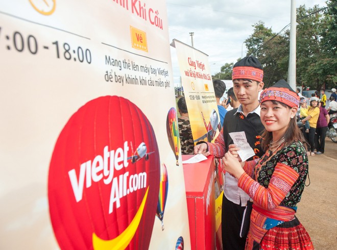 Ngắm cao nguyên Mộc Châu từ Khinh khí cầu Vietjet - ảnh 5