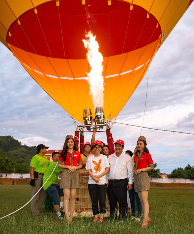 Ngắm cao nguyên Mộc Châu từ Khinh khí cầu Vietjet - ảnh 7