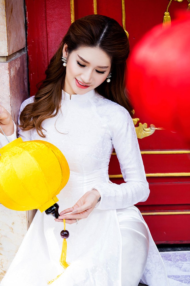 Quỳnh Thi: “Showbiz giúp tôi trưởng thành hơn“ - ảnh 1