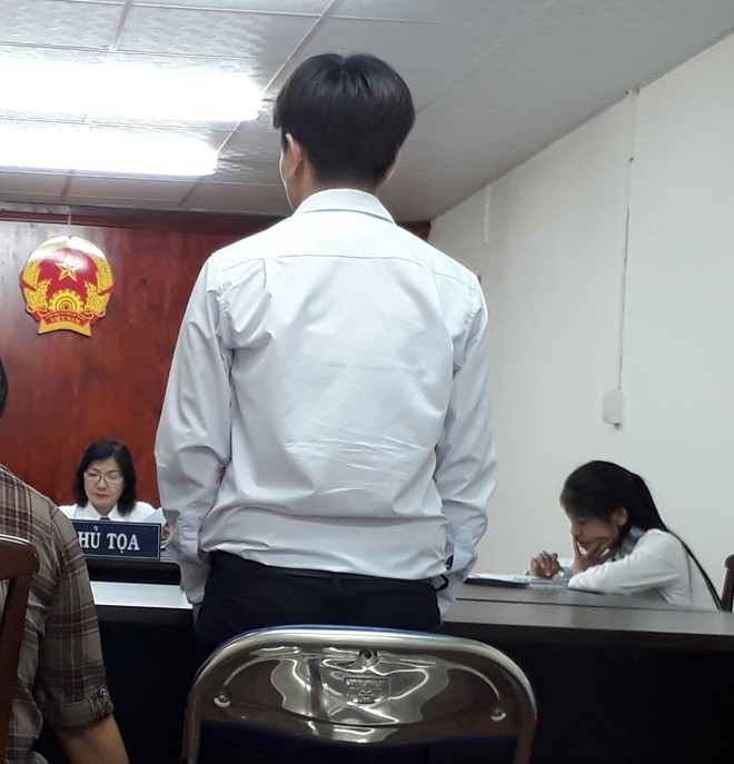 Xin bà ngoại tiền khắc phục hậu quả cho… bố mẹ - ảnh 1