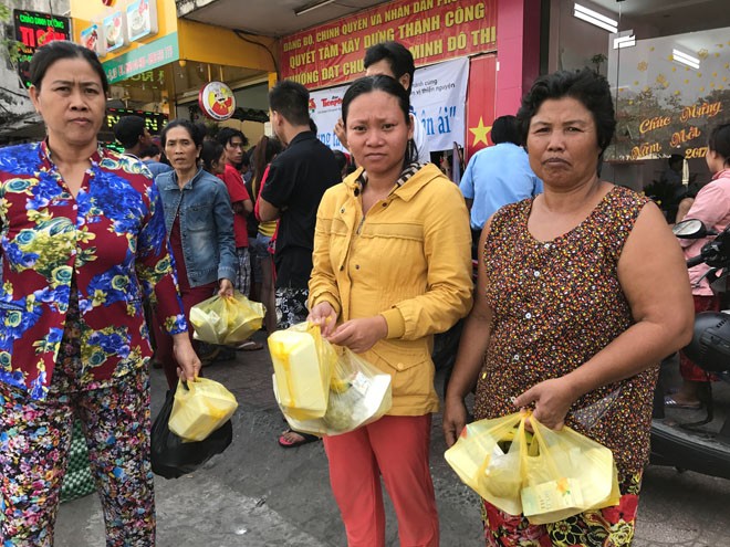 Hơn 600 phần cơm thiện nguyện đến với người nghèo - ảnh 6