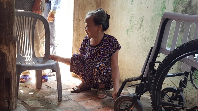 Cám cảnh những góa phụ chịu cảnh “màn trời chiếu đất” - ảnh 2