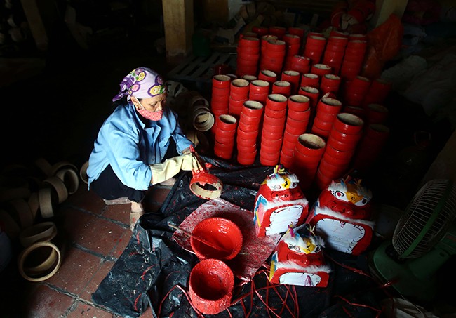 Làng làm đồ chơi trung thu ở Hưng Yên tất bật vào mùa - ảnh 6