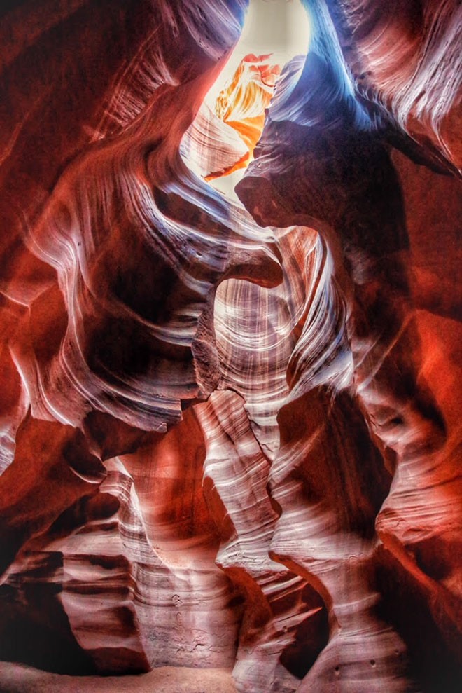 Bí ẩn hẻm núi Antelope Canyon có một không hai thế giới - ảnh 2