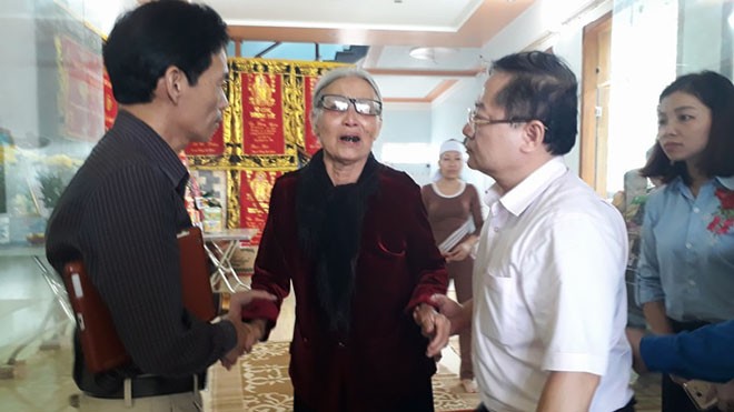 Ấm lòng nơi lũ qua - ảnh 2