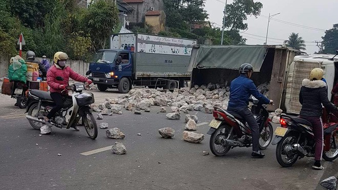 Những “binh đoàn hổ vồ” tái xuất náo loạn Hạ Long - ảnh 1