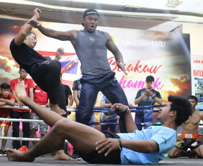 'Thánh Muay Thái' Buakaw: Trận thua Nhất Long dạy tôi nhiều điều - ảnh 2