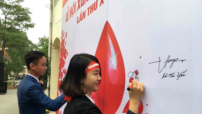 Chủ Nhật Đỏ lan tỏa ở thành phố cảng Hải Phòng - ảnh 8