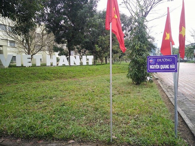 Trường đặt 'tên đường' theo tên HLV Park Hang Seo và đội U23 Việt Nam - ảnh 4