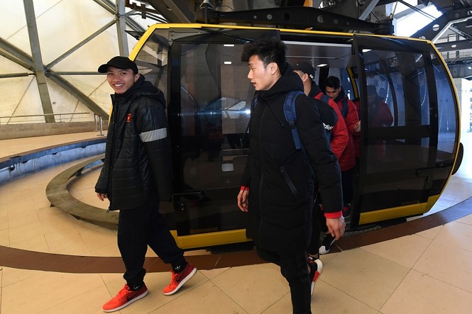 U23 Việt Nam thượng cờ trên đỉnh Fansipan - ảnh 3
