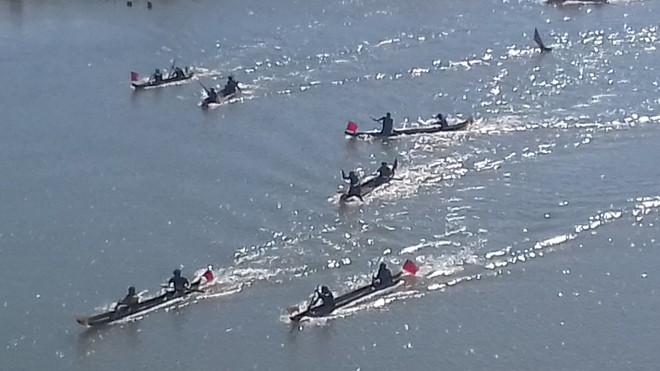 Kon Tum: Đua thuyền độc mộc Xuân 2018 trên sông Đăk Bla - ảnh 1