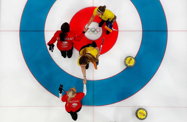 Những hình ảnh ấn tượng trong ngày thi đấu thứ 9 của Olympic Pyeongchang - ảnh 7
