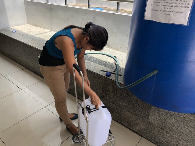 Cư dân Carina khát khao trở về nhà sau vụ cháy - ảnh 1