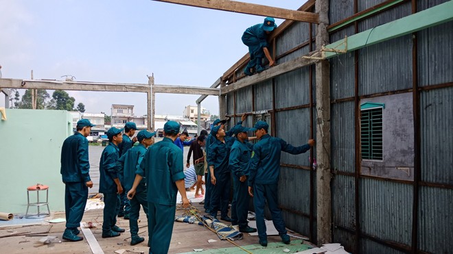 'Hà bá' nuốt chửng 5 căn nhà tại Cần Thơ vào sáng sớm - ảnh 3