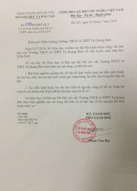 Điểm chuẩn 'nhảy múa', trường Tạ Quang Bửu trả toàn bộ lệ phí lớp 10 - ảnh 1