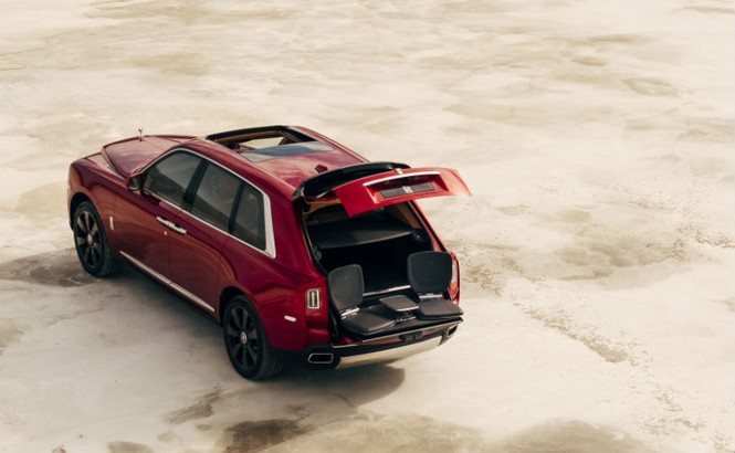 Rolls-Royce Cullinan chính thức ra mắt - ảnh 7