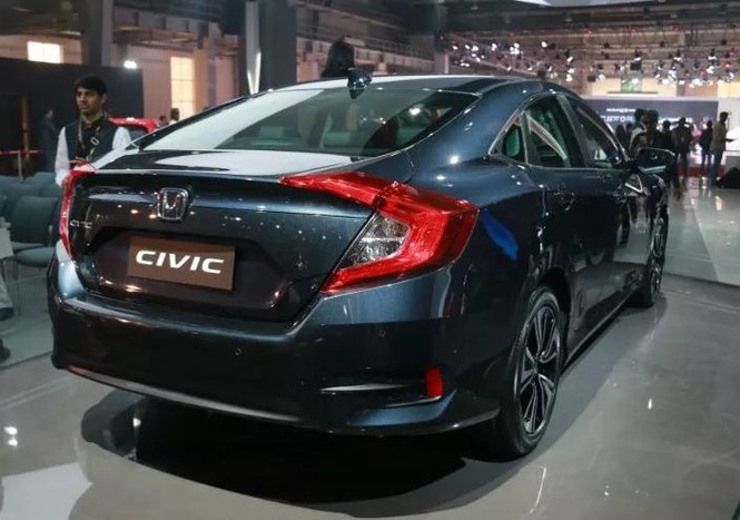 Honda Civic tại Ấn Độ có khác biệt gì về động cơ so với Việt Nam? - ảnh 1