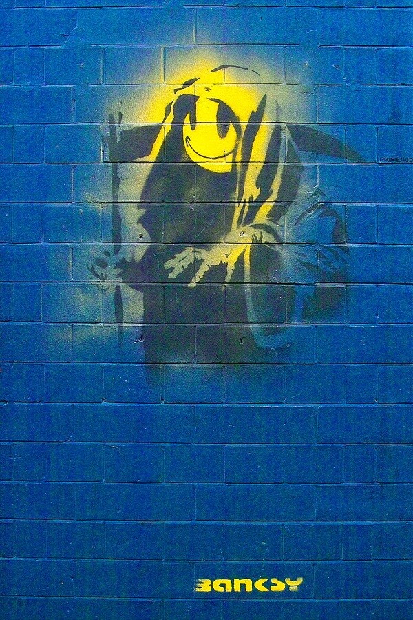 Bức “Grin Reaper” (Tử thần nham nhở) vẽ trên tường
