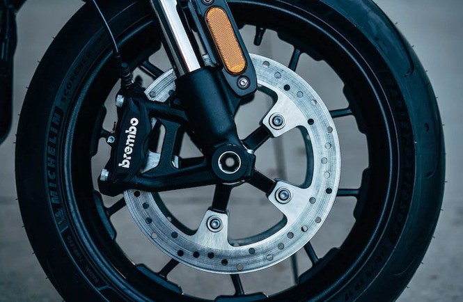 Harley-Davidson Livewire 2019 được trang bị phanh trước Brembo.