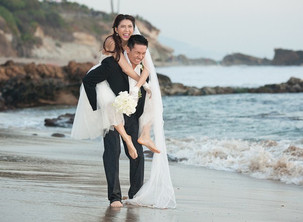 Ngọc Quyên và chồng đón hoàng hôn lãng mạn trên biển - ảnh 11