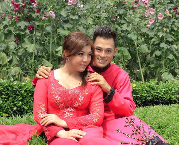 Xuân Nghi, Phan Ngọc Luân tình tứ du Xuân - ảnh 1