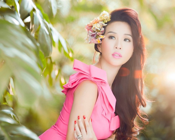Thu Hoài khoe đường cong quyến rũ với đầm đuôi cá - ảnh 7