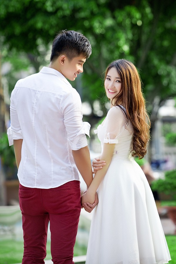 Hotgirl 'bánh giò' Nhã Phương tình tứ bên siêu mẫu Minh Quân - ảnh 3