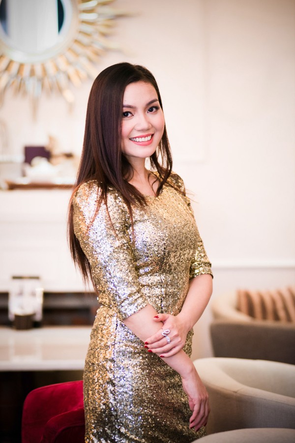 Ngọc Anh hát cực 'sung' trong minishow - ảnh 1