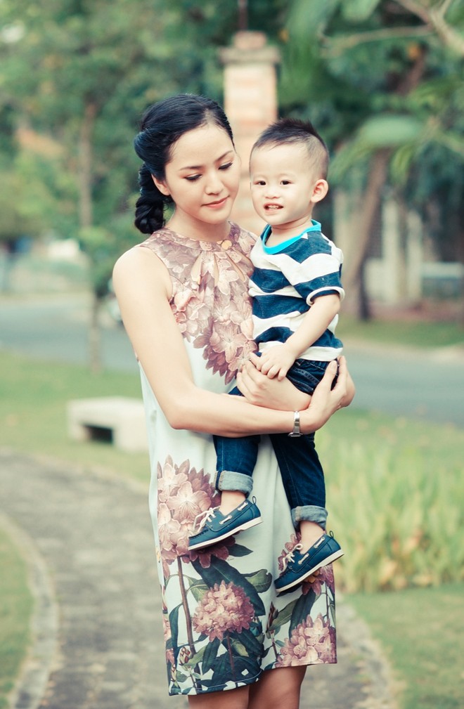 Phan Thị Lý khoe quý tử dễ thương như hotboy - ảnh 2