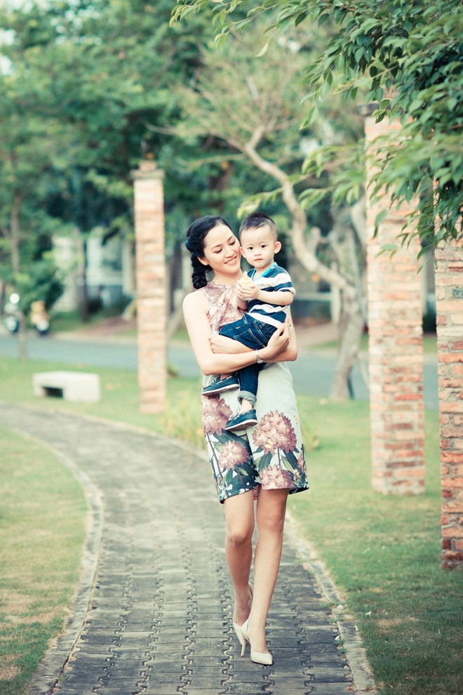 Phan Thị Lý khoe quý tử dễ thương như hotboy - ảnh 5