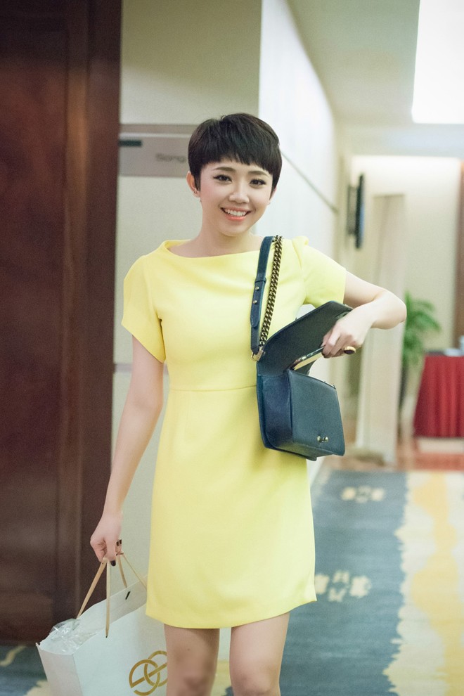 Tóc Tiên khoe vẻ gợi cảm ở Hà Nội - ảnh 5