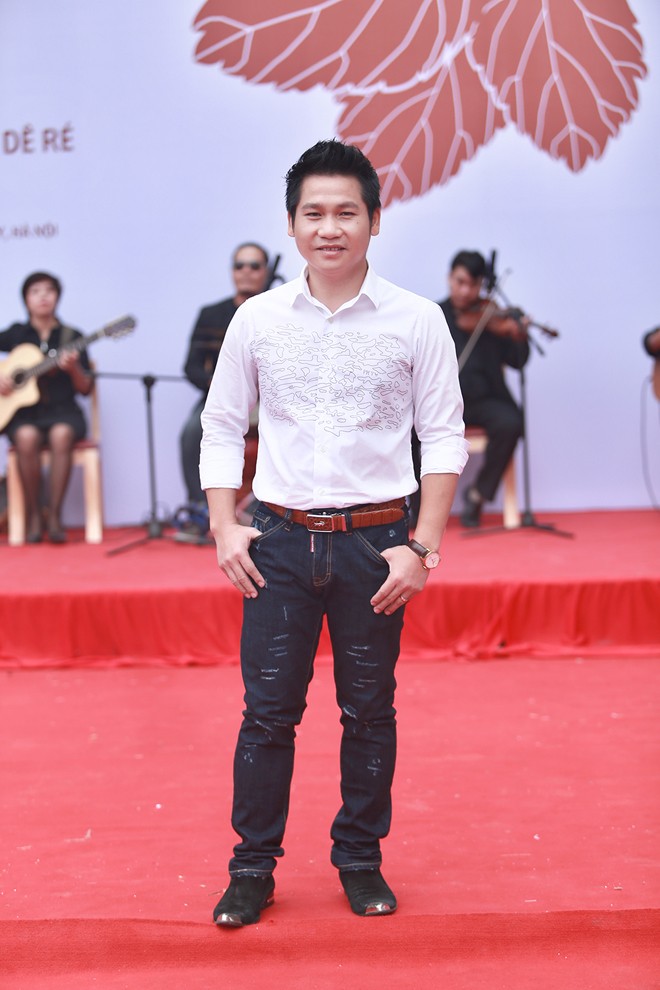 Thanh Lam, Anh Thơ rạng rỡ mừng Trọng Tấn làm ông chủ - ảnh 1