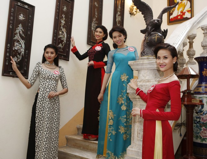 Thí sinh duyên dáng với áo dài của NTK Ngô Nhật Huy - ảnh 7