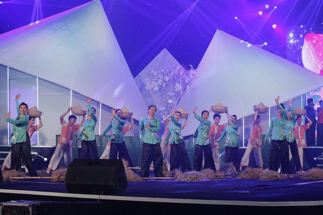 Tổng duyệt đêm chung khảo phía Nam Hoa hậu Việt Nam 2014 - ảnh 5