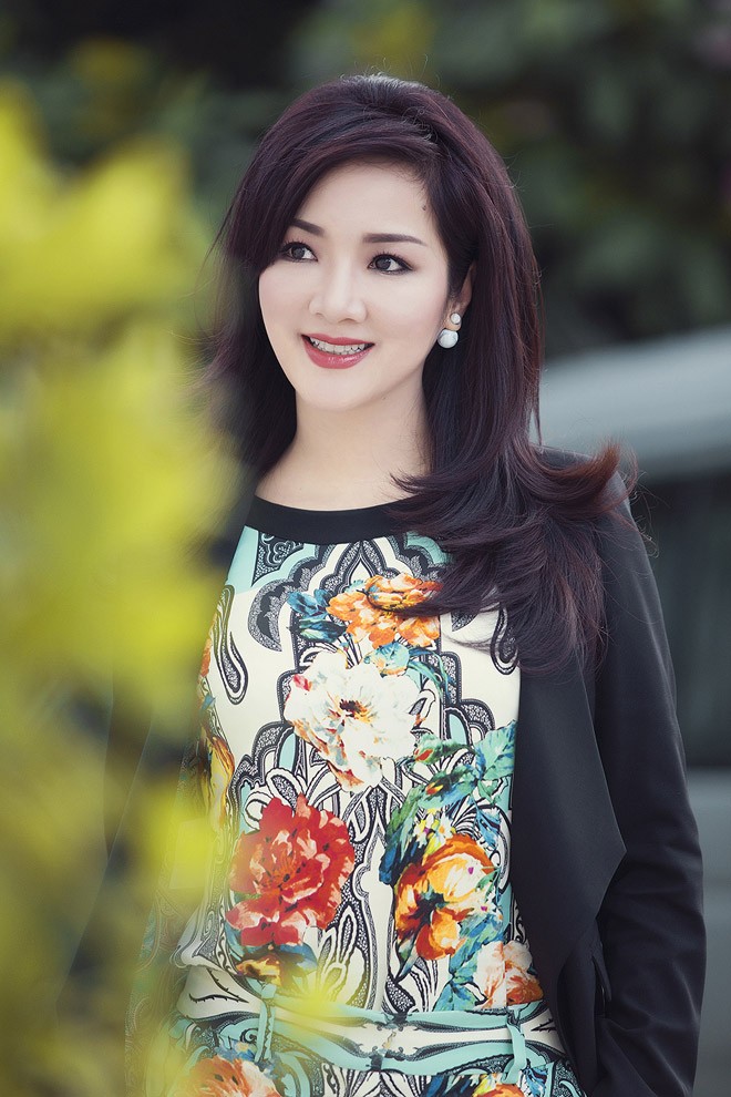 Hoa hậu Giáng My trẻ trung, thanh lịch với phong cách mùa thu - ảnh 3