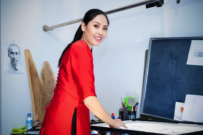 Nguyễn Thị Loan sẽ thi tài năng vẽ tranh cát tại Miss World 2014 - ảnh 5