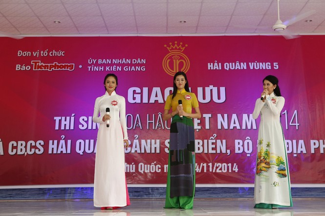Mang tiếng hát tới các chiến sĩ nơi đảo xa - ảnh 5
