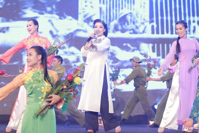Gala 'Giai điệu Tự hào' - vở đại nhạc kịch về lịch sử dân tộc - ảnh 7