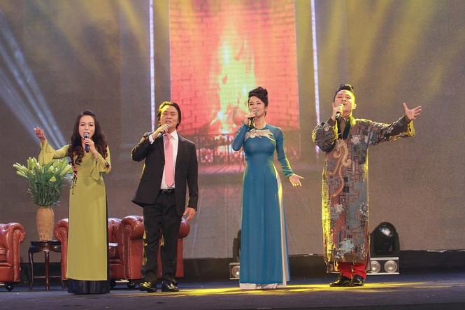 Gala 'Giai điệu Tự hào' - vở đại nhạc kịch về lịch sử dân tộc - ảnh 1