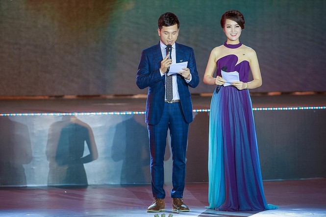 Á hậu Thụy Vân lộng lẫy làm MC Carnaval Hạ Long - ảnh 12